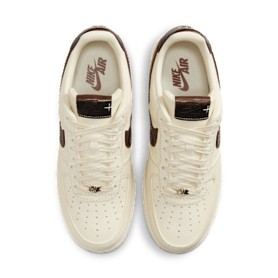 NIKE公式】ナイキ エア フォース 1 '07 メンズシューズ.オンライン